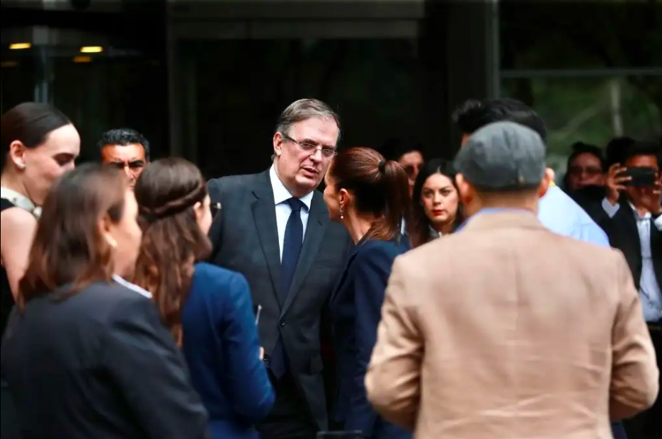 Empresas invertirán alrededor de 46 mil millones de pesos: Ebrard
