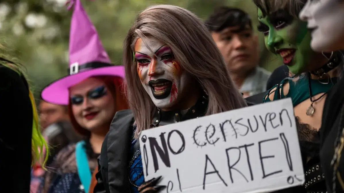 Municipio de NL prohíbe shows drag queens