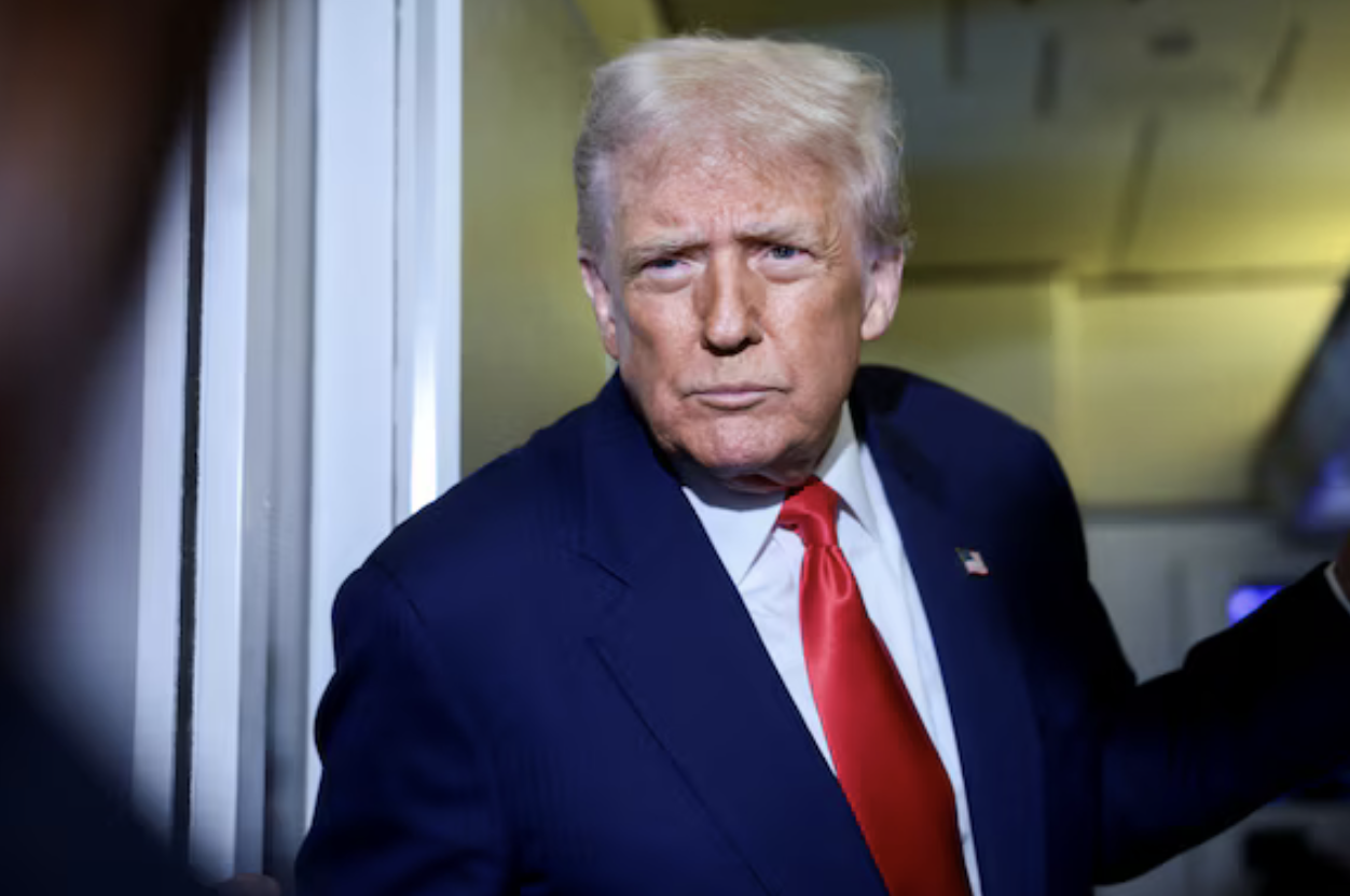 Donald Trump exige el retorno inmediato de los controladores aéreos mientras aumentan las cancelaciones de vuelos