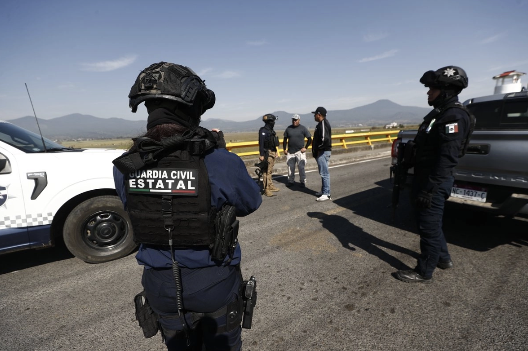 Cárteles en México usan drones, minas y reclutan a jóvenes: expertos alertan sobre una gobernanza criminal cada vez más tecnológica