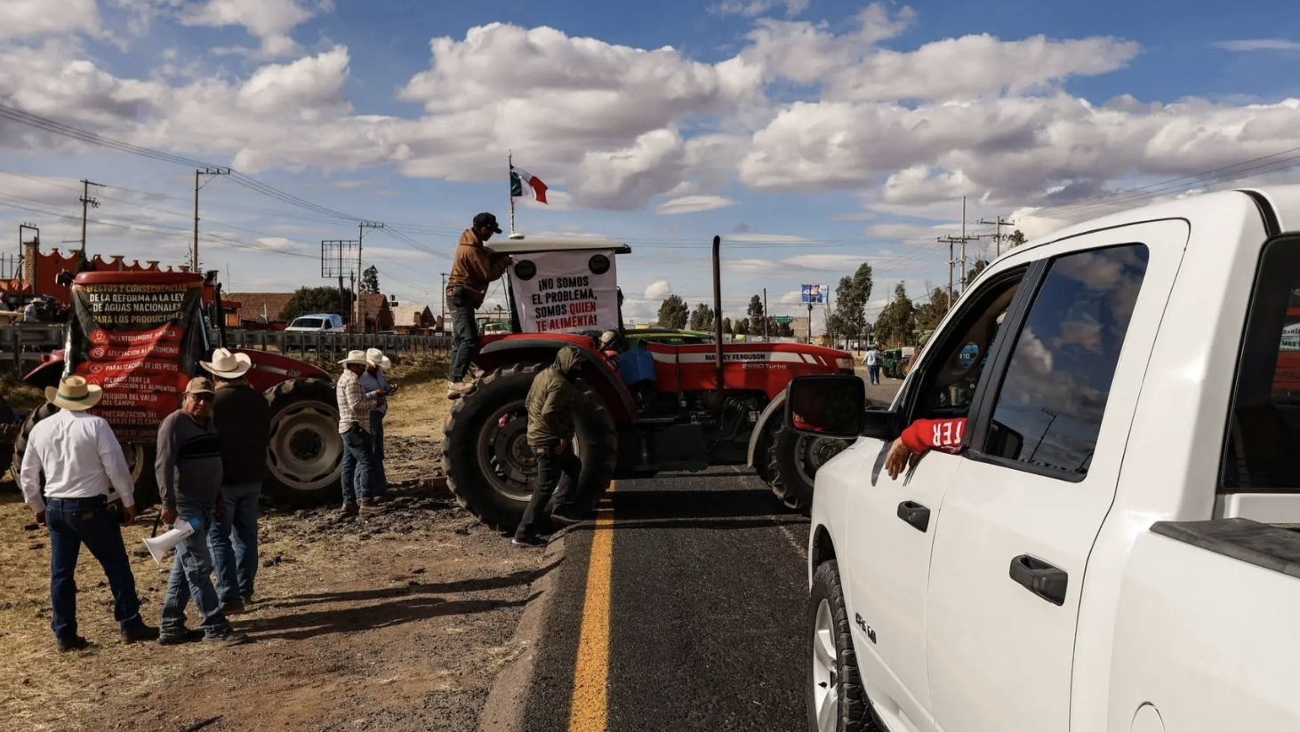 Agricultores advierten posible paro nacional y bloqueos de carreteras en México